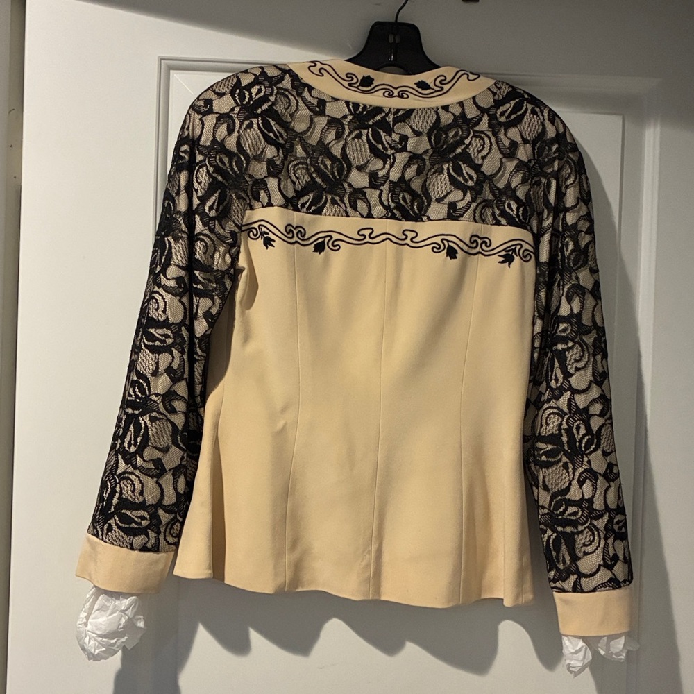 Designer Beige silk & Black Lace throughout Women's Jacket w/bejeweled buttons - Picture 4 of 4